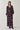 N-Lilith Maxi Dress Dovie Burgundy Print fra Noella er en blomstret maxikjole med lange ermer, markert midje, dekorative knapper og splitt foran.